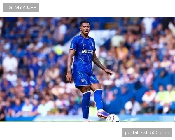 官方：切尔西后卫奇尔维尔腿筋受伤，预计将缺席六周