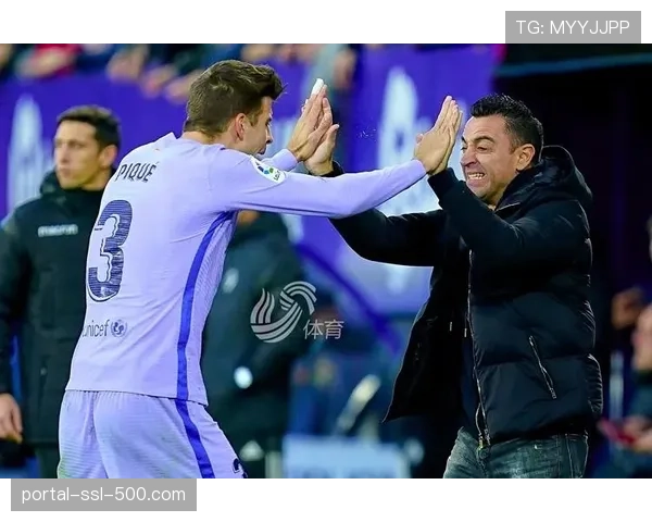 实时:奥萨苏纳前锋阿维拉冲撞门将,累计两张黄牌被罚下场 实时:奥萨苏纳前锋阿维拉冲撞门将,累计两张黄牌被罚下场