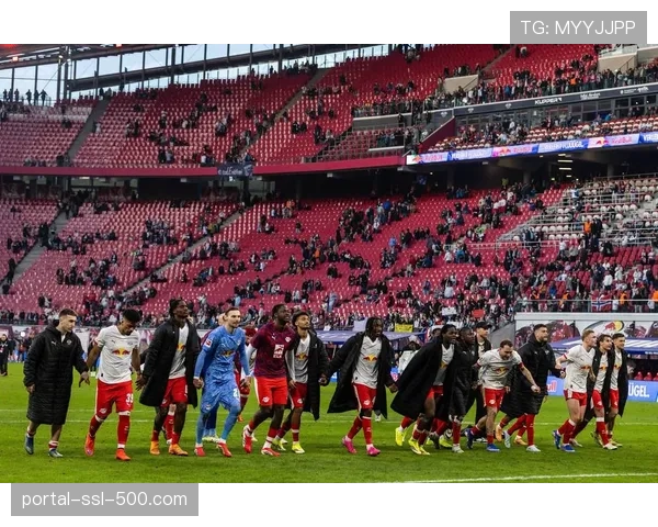 德甲:斯图加特2-1战胜莱比锡,锁定下赛季欧冠席位 德甲:斯图加特2-1战胜莱比锡,锁定下赛季欧冠席位